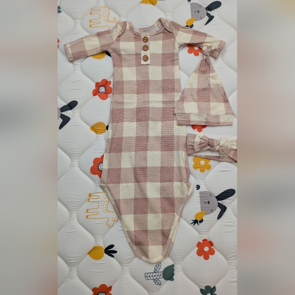Caden Lane Baby Knotted Gown